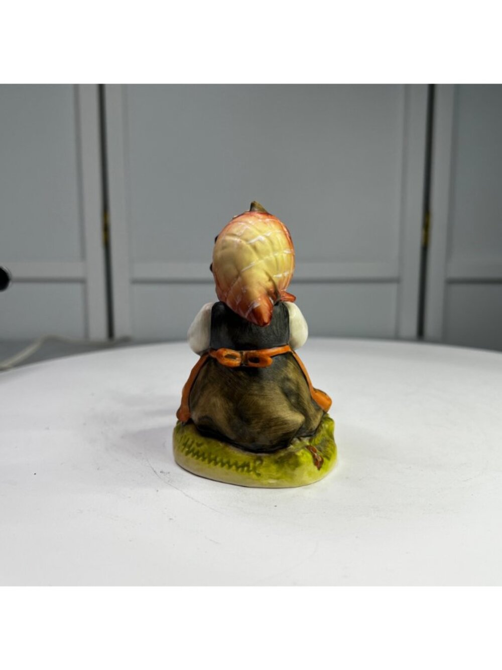 M.I. Hummel "In Tune" Vintage Figurine TMK-6 1970s 4" Collectible - Picture 8 of 11
